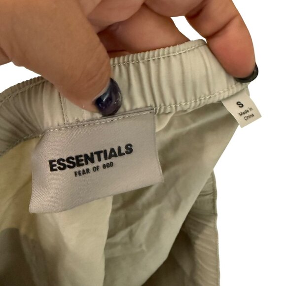 Fear of God Essentials Gray Cotton Nylon Drawstring Cord Shorts Mens Small - Picture 6 of 7